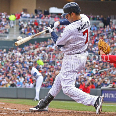 Joe Mauer demonstrating the High Level Swing